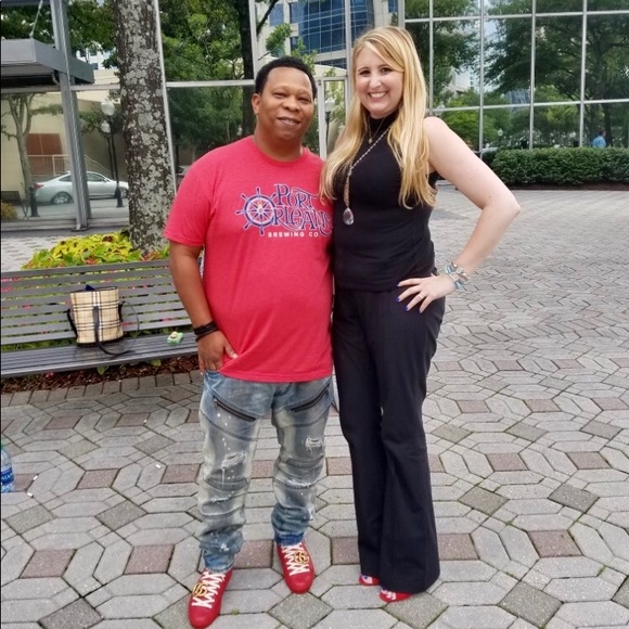 Meet your Posher, Katie ⭐️Posh Ambassador⭐️ - Picture 15 of 16